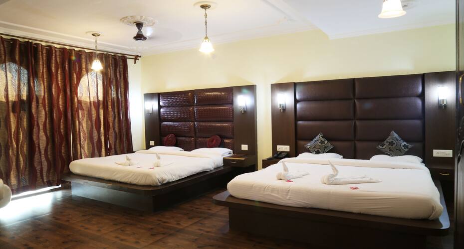 Hotel Naqash Residency, Srinagar 4